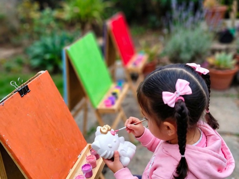 Taller Infantil de Pintura en Caballetes y Figuras de Yeso